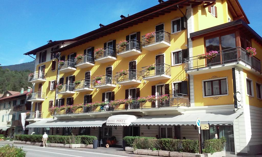 Hotel Posta Comano Terme Kültér fotó